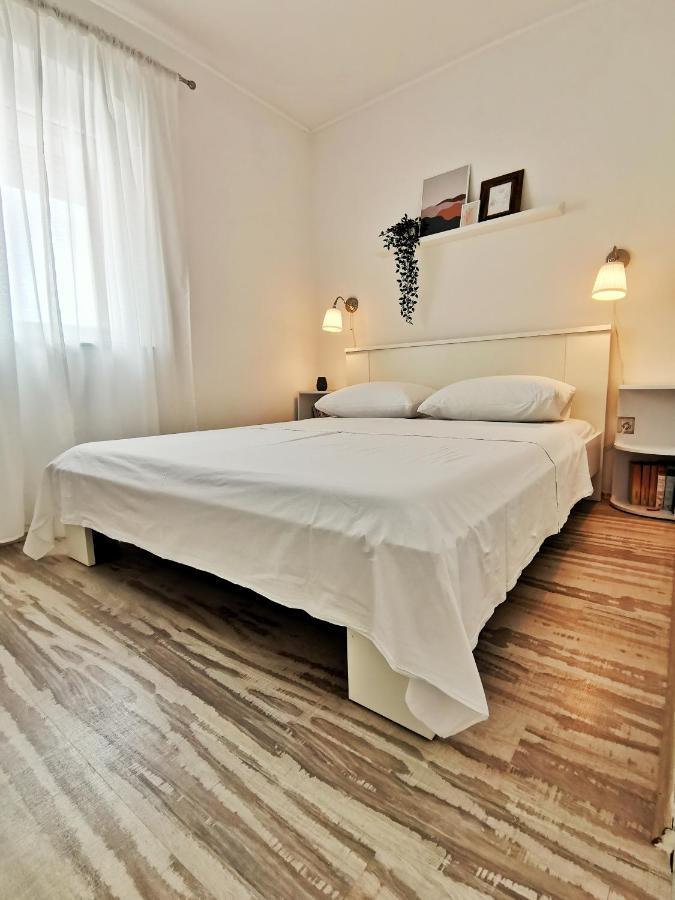 בטינה Apartment Roman מראה חיצוני תמונה